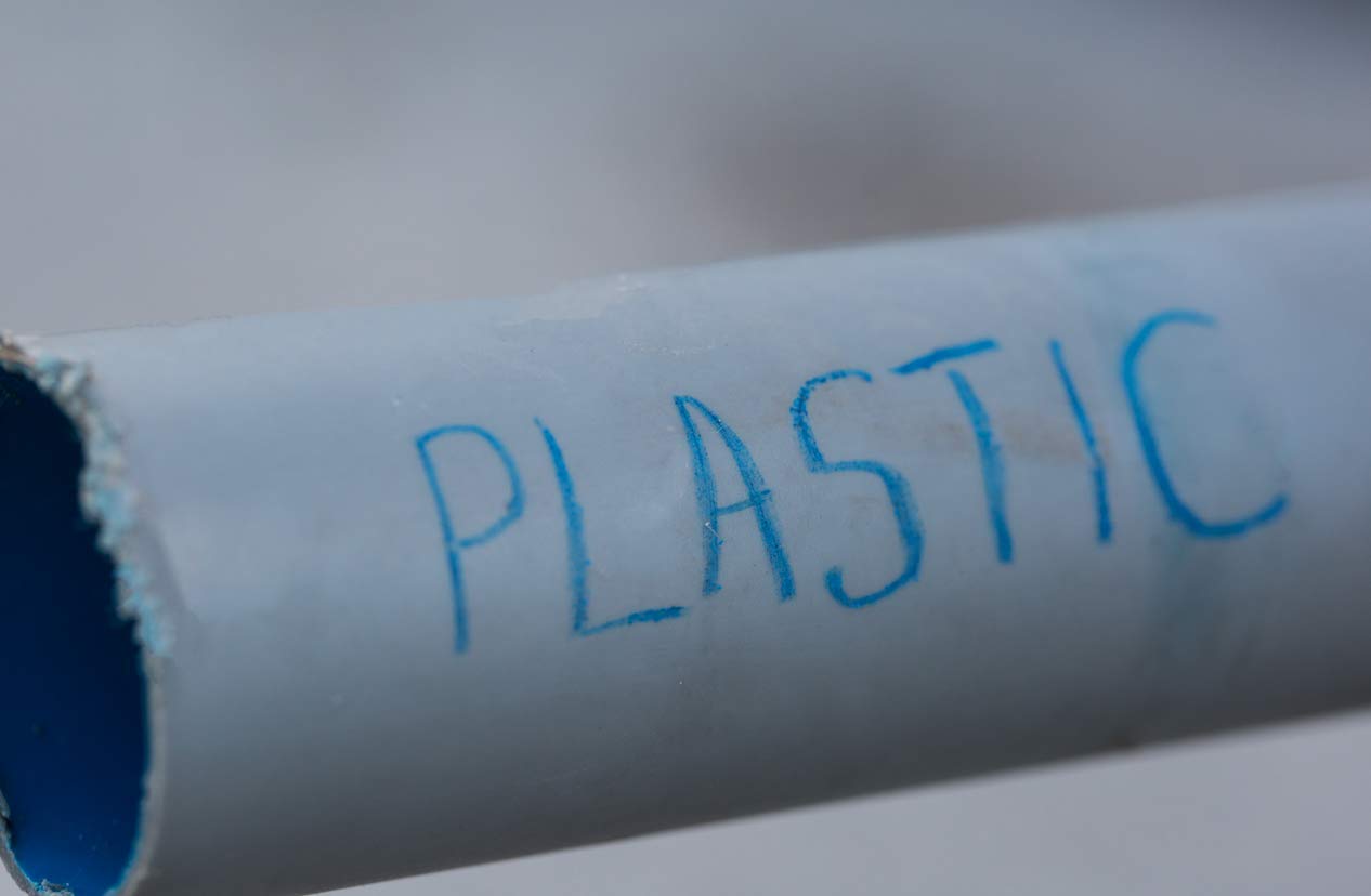 Trustic Universal Crayon Wax Marker for Industrial and Craft Detailed Marking on Lumber Metal Carton Ceramics Concrete Glass Plastic Tire 4 x 1/2", Pack of 12 - Like New