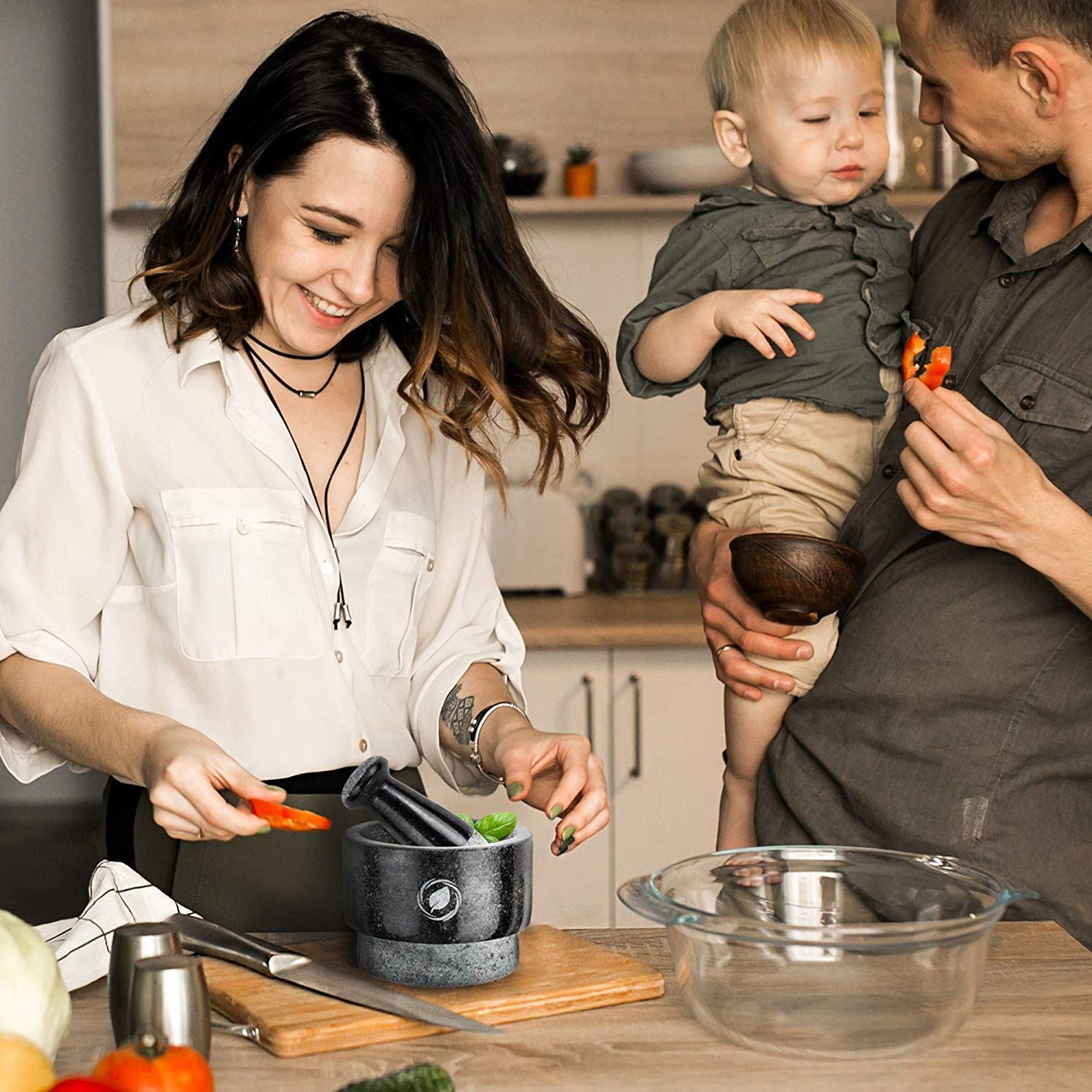 Laevo Mortar and Pestle Set (Large) | Stone Spice Grinder | 2.1 Cup Capacity | 5.5 inch | Reversible | Molcajete Mexicano | Guacamole, Pesto, Spices | Large Mortar & Pestles | Gift Set - Like New