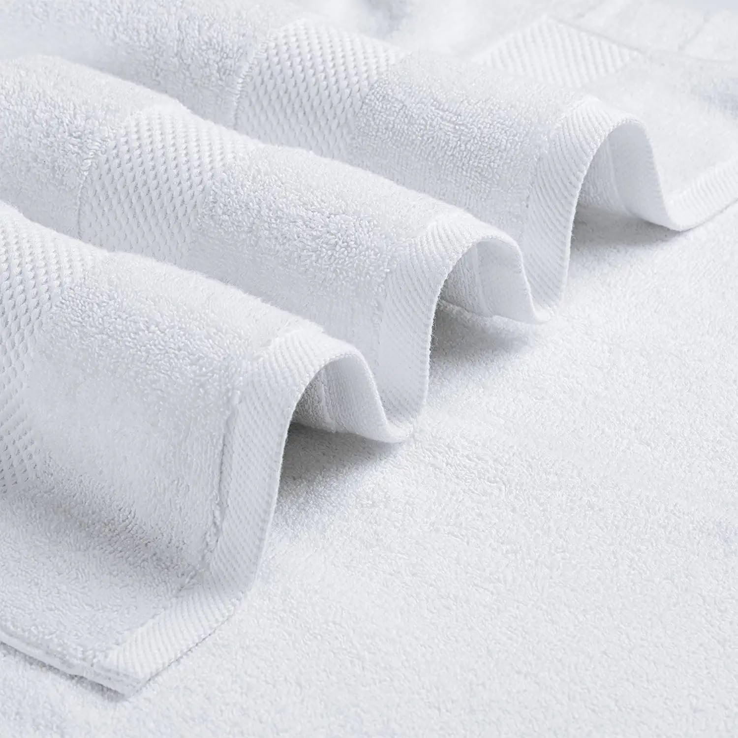 Luxury 8 Piece Bath Towel Set White - 700 GSM Thick Combed Cotton Hotel Quality Towels - 2 Bath Towels, 2 Hand Towels, 4 Washcloths - Acceptable