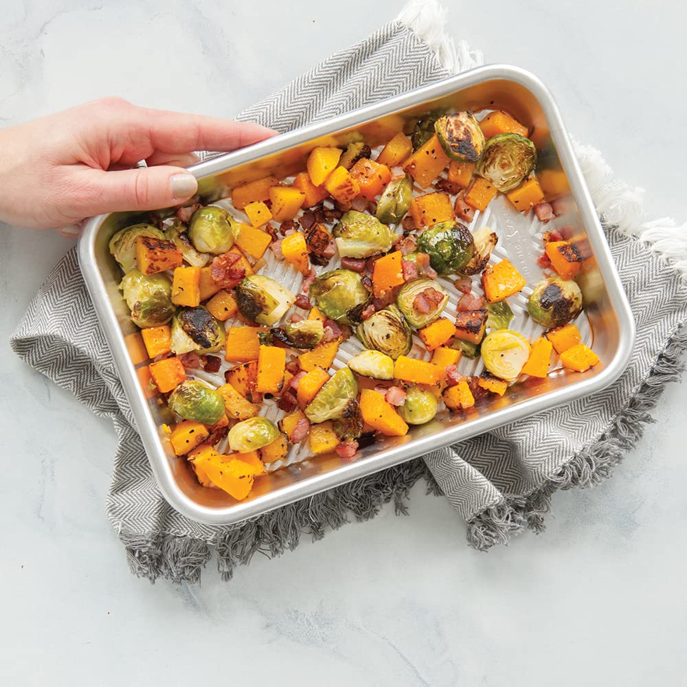 Nordic Ware Eighth Prism Baking, 1 Pack, Natural - Like New