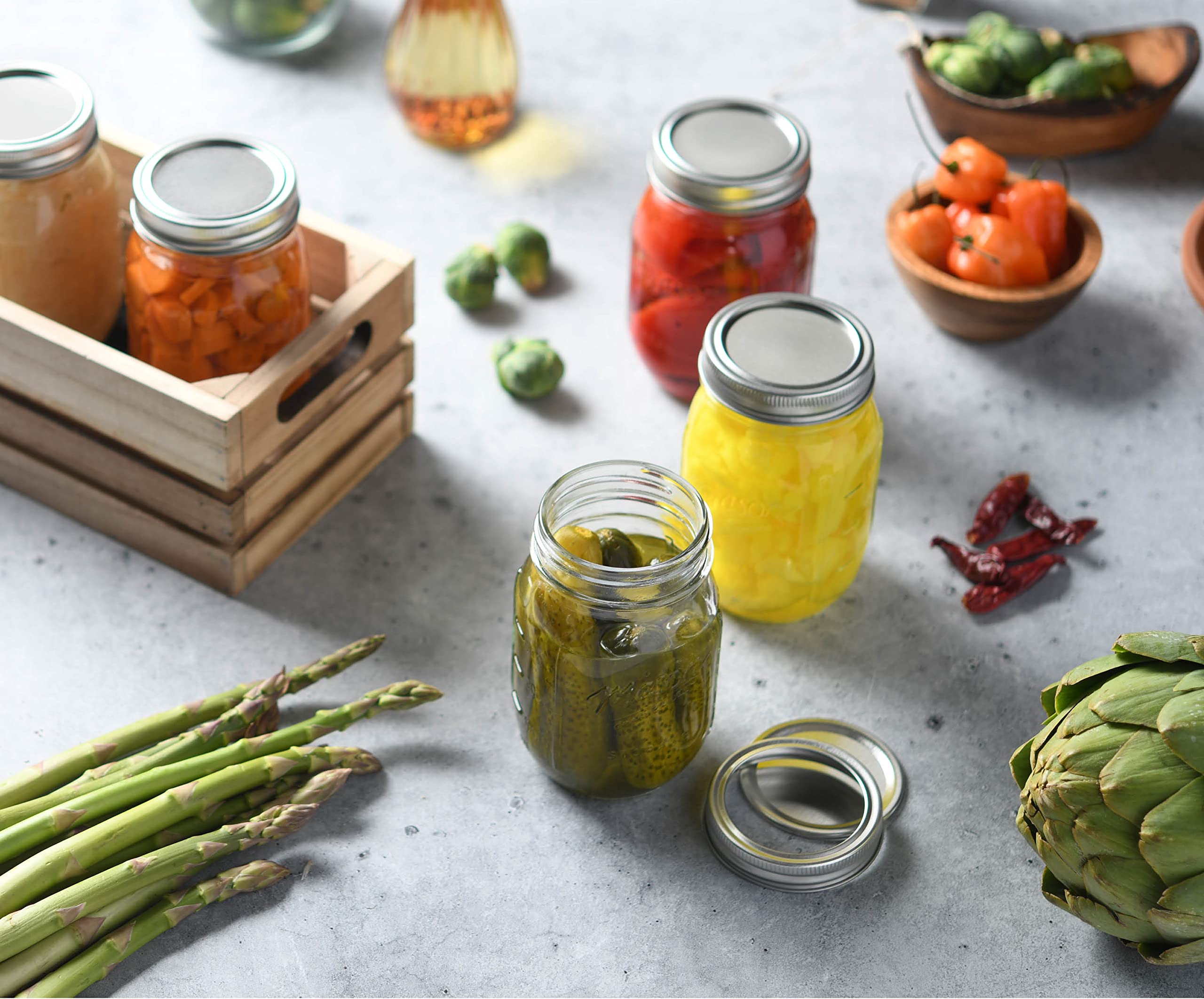 Quality Glass Mason Jars 16 Ounce (6 Pack) Regular Mouth Glass Mason Jar with Lids & Bands, Dishwasher Safe. Ideal for Canning, Pickling, Jam, Meal Prep, Food Storage - Bonus Chalkboard Label & Pen - Like New