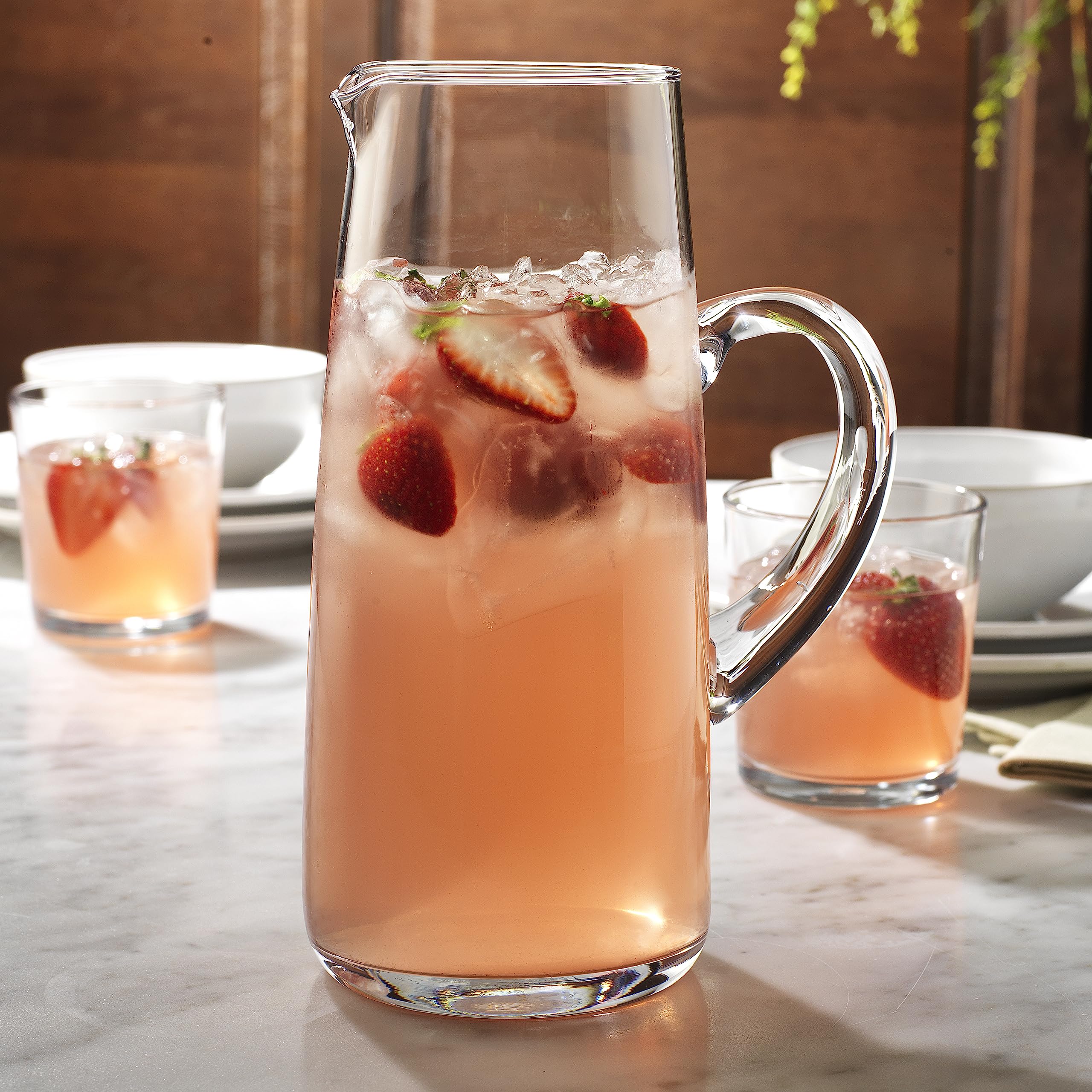 Glass Water Pitcher with Spout � 67 Oz Elegant Serving Carafe for Water, Juice, Sangria, Lemonade, and Cocktails � Clear Glass Beverage Pitcher. - Like New