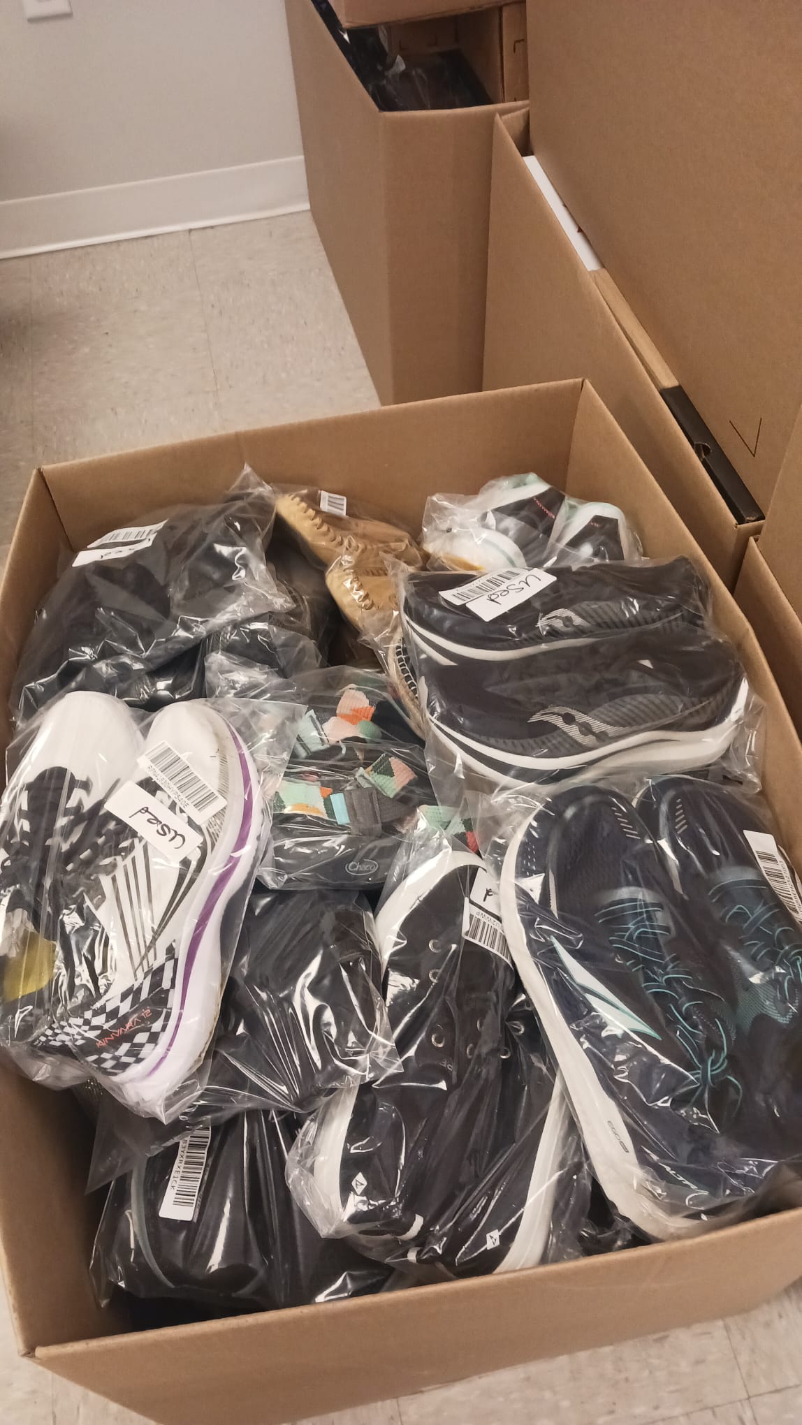 Shop A Shoe Live!!! Great Deal!