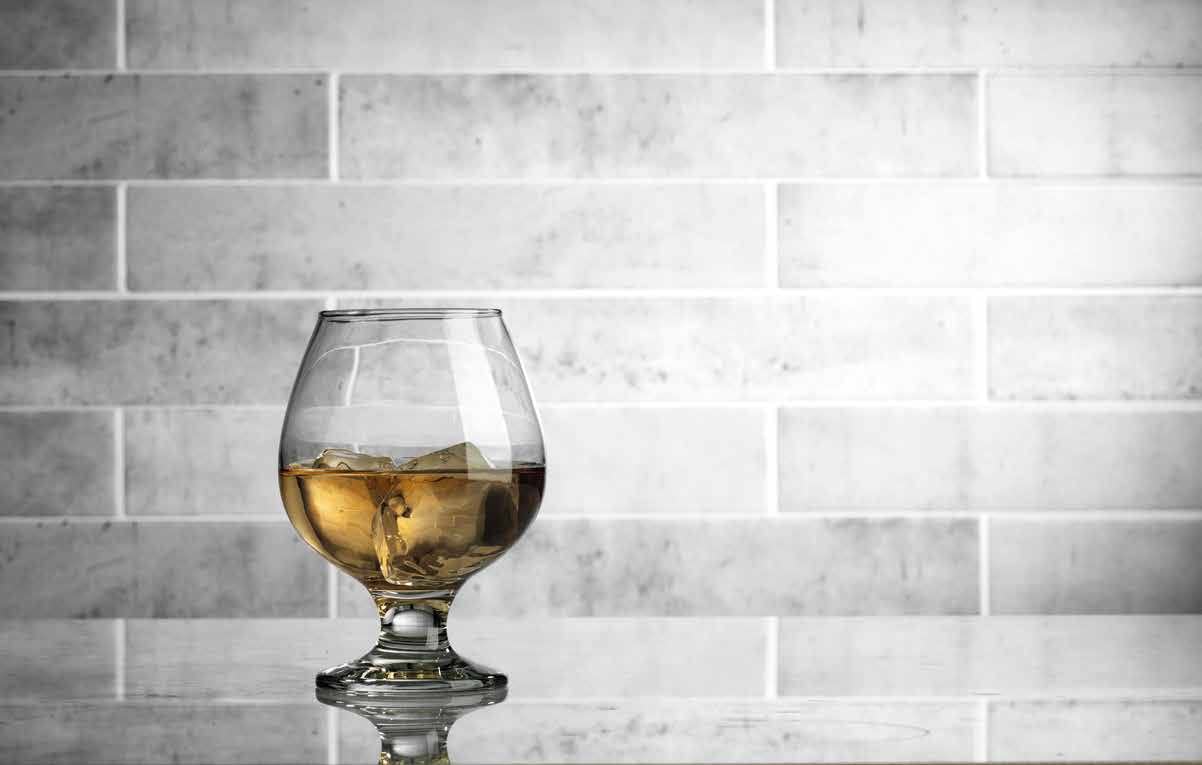Glaver's Cognac Stemmed Glasses, Set Of 4 13.25 Snifter Glass Set, Classic Whisky Glasses Perfect size for Scotch, Bourbon, Spirits, Beer Tasting, Cognac, Snifter Glasses  - Like New