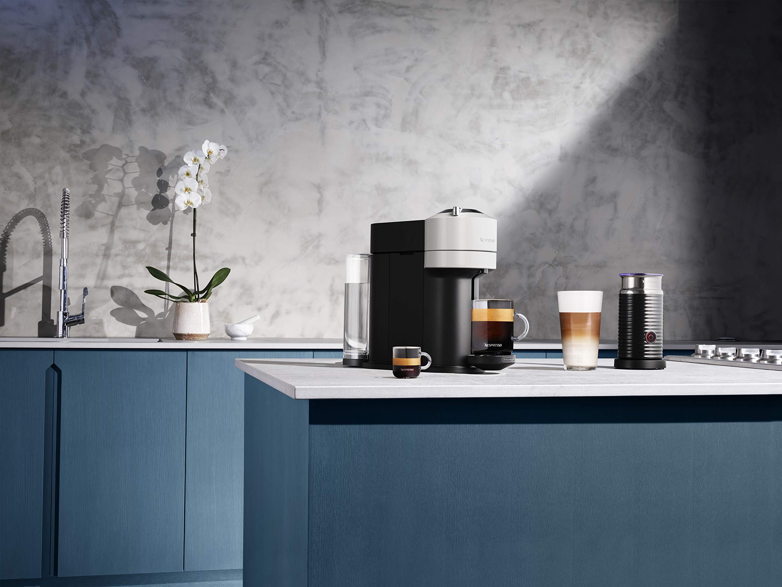 Nespresso Vertuo Next Coffee and Espresso Maker by De'Longhi  - Acceptable