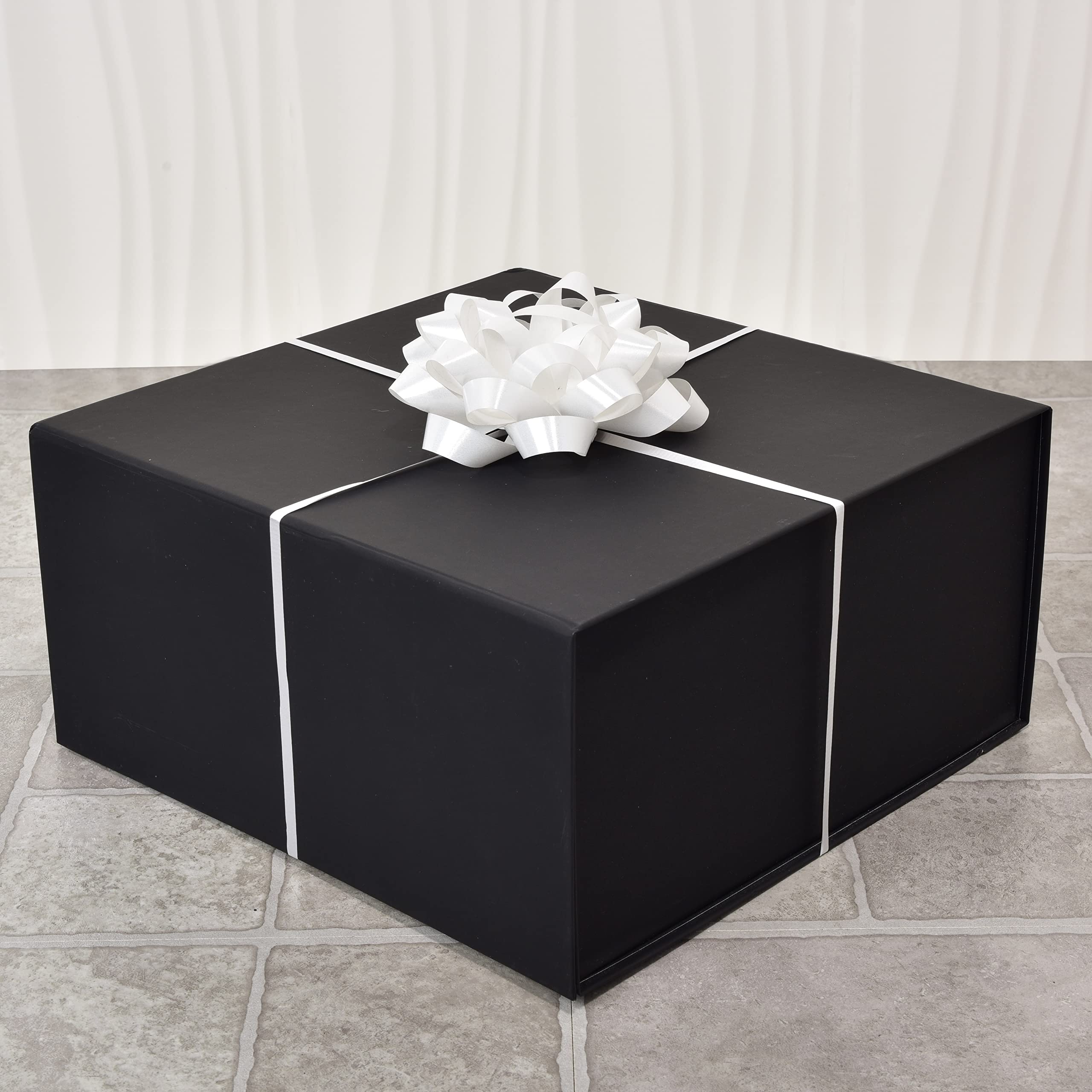 Prime Line Packaging Magnetic Collapsible Gift Box  - Acceptable