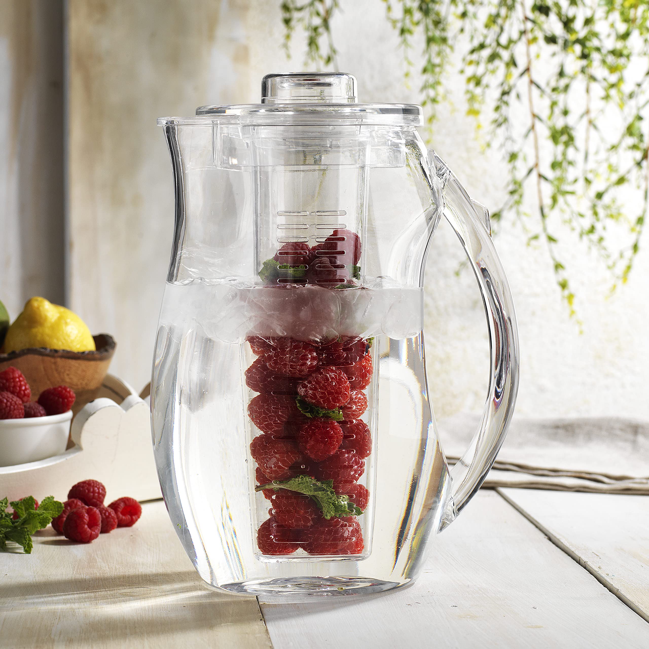 Water Infuser Pitcher � Fruit Infuser Water Pitcher By Home Essentials � Shatterproof Acrylic Pitcher � Elegant Durable Design � Ideal for Iced Tea, Fruit Infused Water and Juice (93 oz)  - Like New