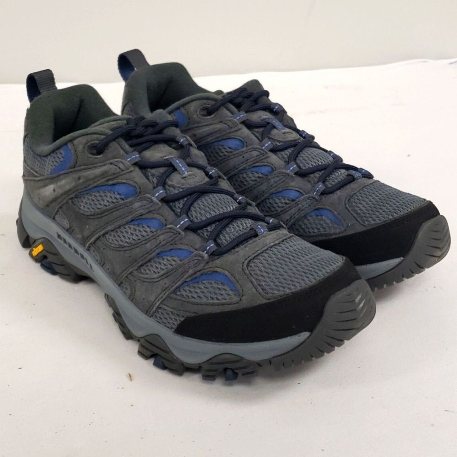 Merrell mens Hiking Boots 9.5