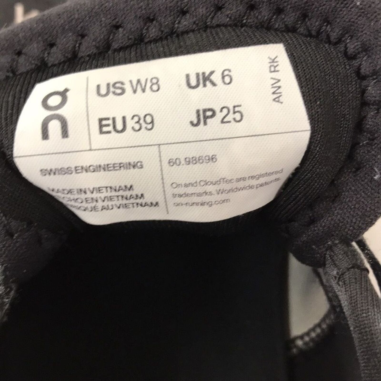 On Womens Cloud 5 Sneakers All Black 8 US