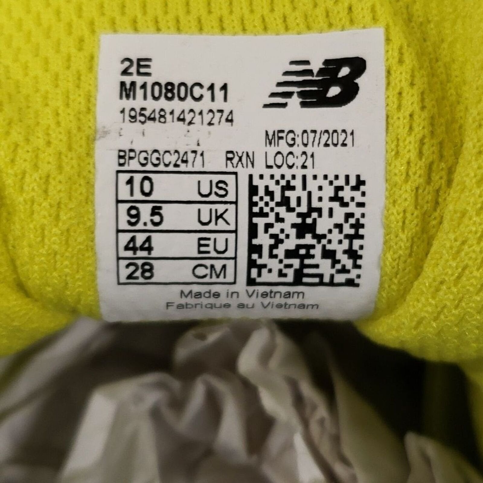 New Balance Mens Fresh Foam Running Shoe Sulphur Yellow Light Slate 10 US