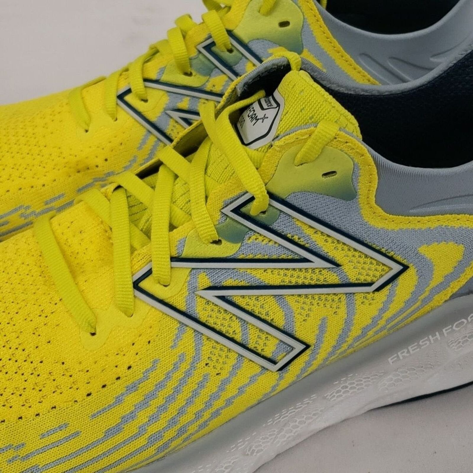 New Balance Mens Fresh Foam Running Shoe Sulphur Yellow Light Slate 12.5 US