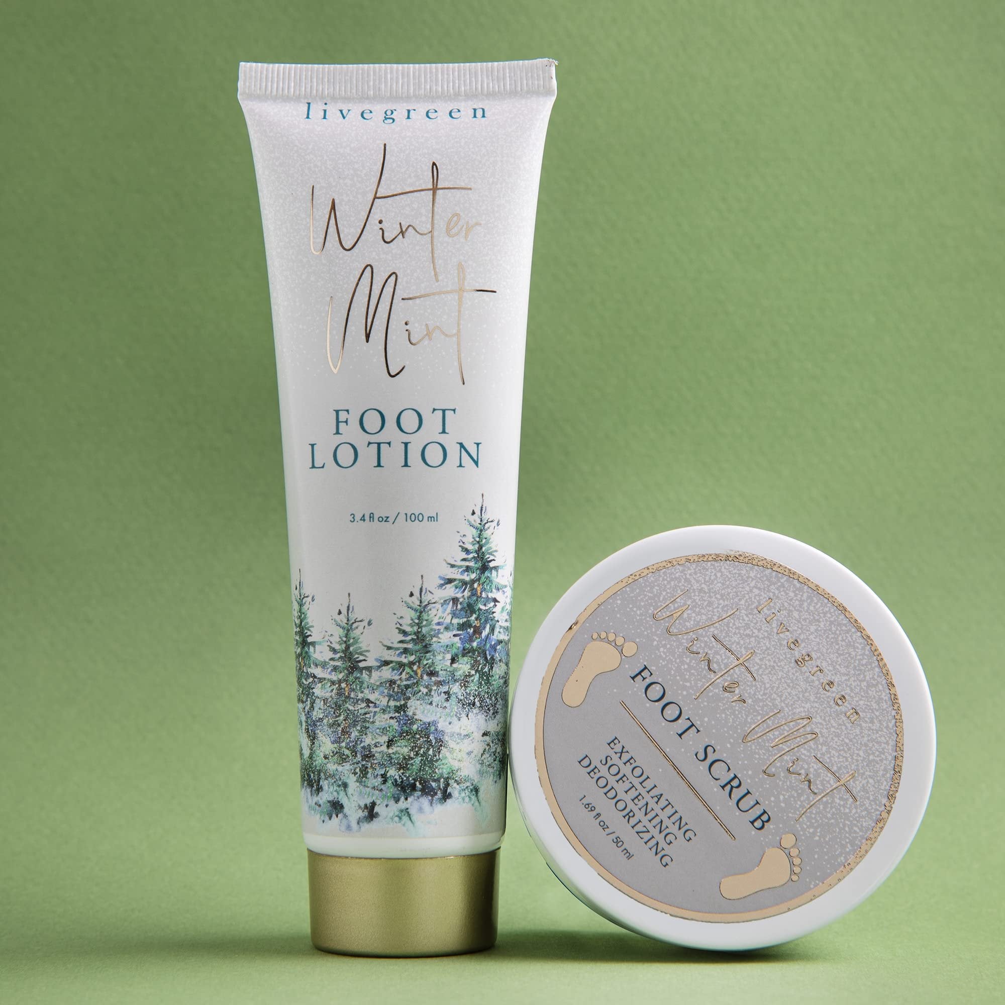 Live Green Bath and Body Gift Set- Foot Spa Set with Fuzzy Socks, Lotion, and Scrub (Winter Mint)