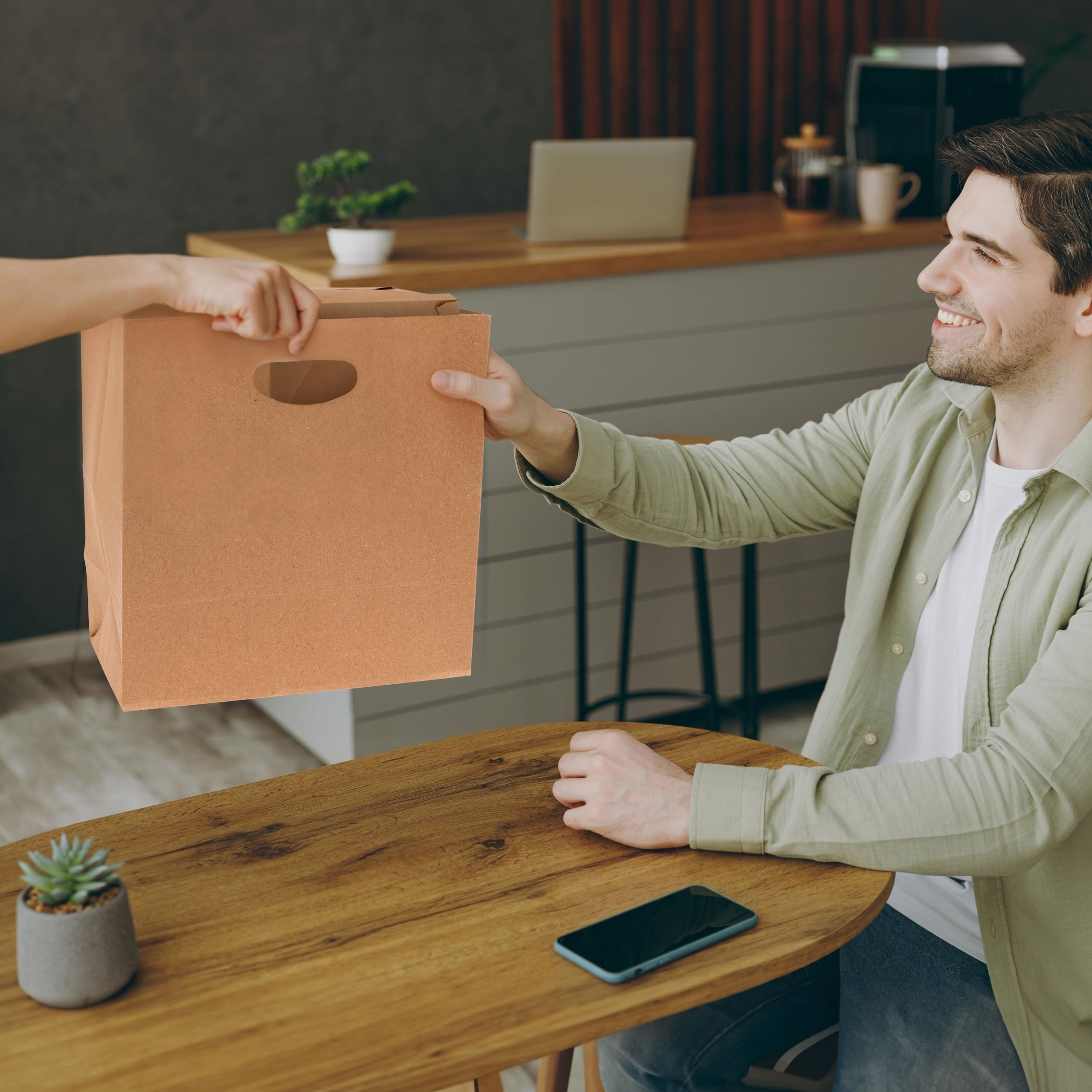 Brown Paper Bags with Handles - 11x6x11 100 Pack Small Die Cut Handle Brown Paper Lunch Bags, Paper Bags Bulk, Kraft Bags for Food Service, Takeout, Bread Bag, Shopping Bags for Small Business, Retail