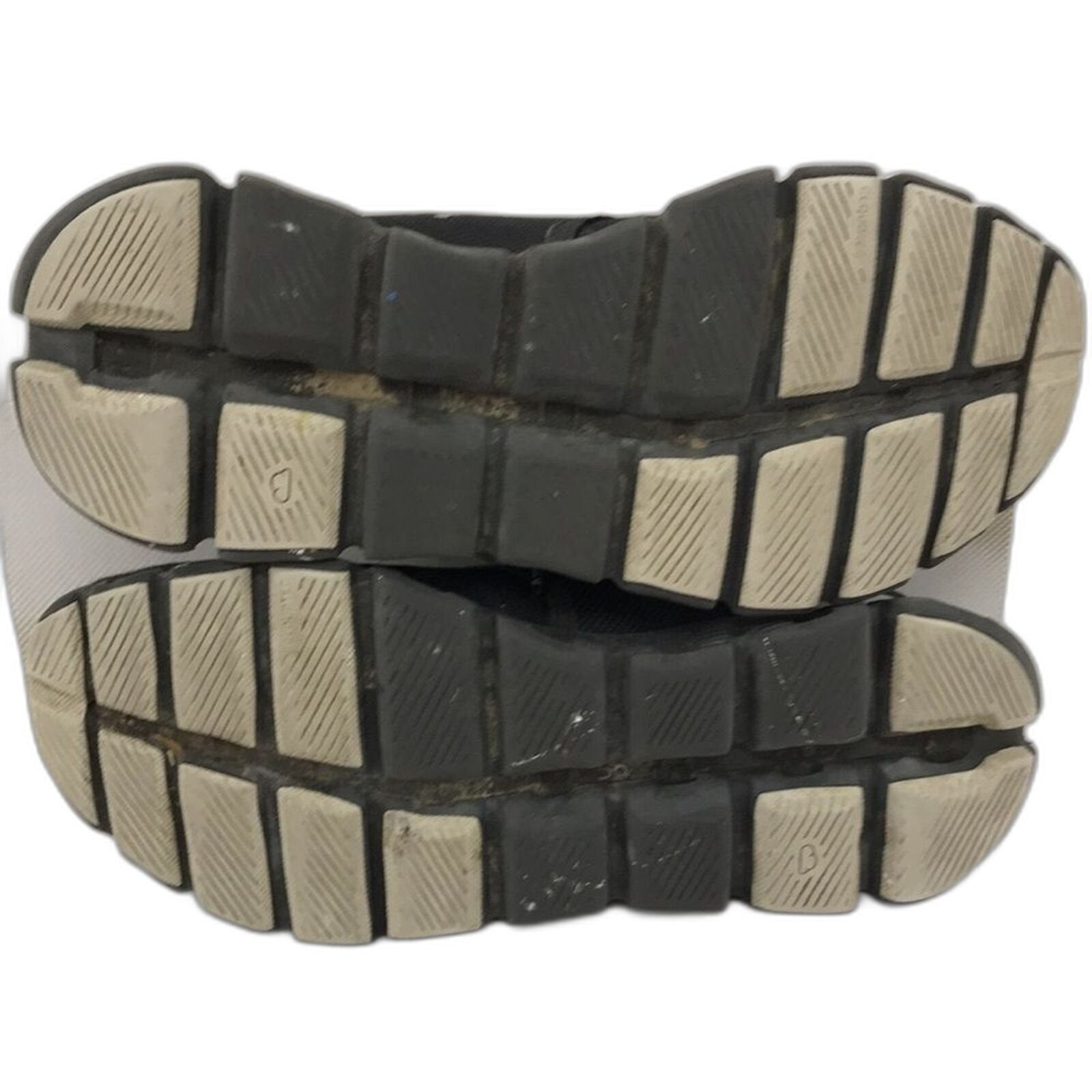 On Womens Cloud 5 Sneakers All Black 8 US