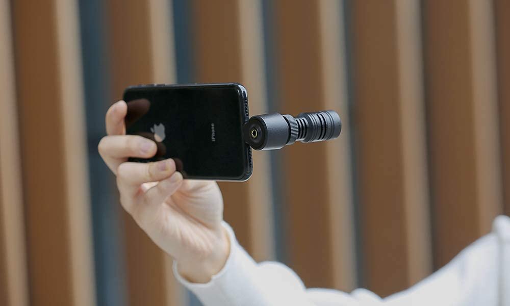 Saramonic SmartMic Mini Flexible Condenser Microphone with High Sensitivity for Apple IOS Devices and Android Smartphones